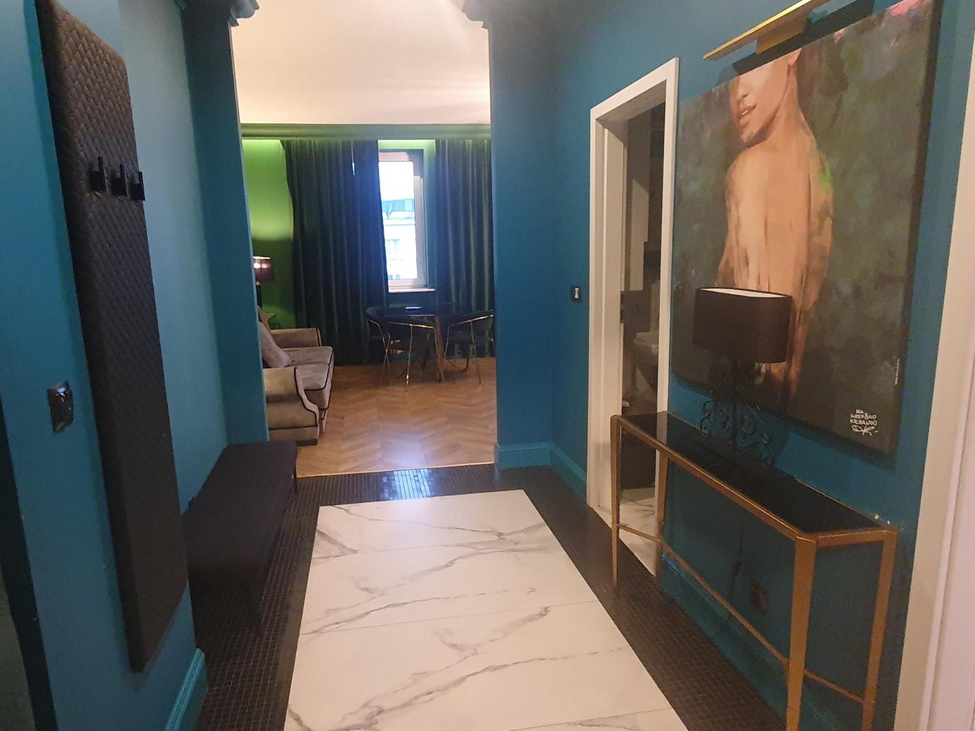 City Center Apartment Near Public Swimming Pool 바르샤바 외부 사진